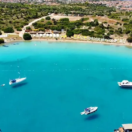Izmir çeşmede Yazlık Kışlık Daire Daire Çeşme