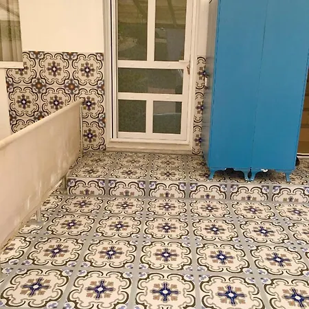 Izmir çeşmede Yazlık Kışlık Daire Daire Çeşme