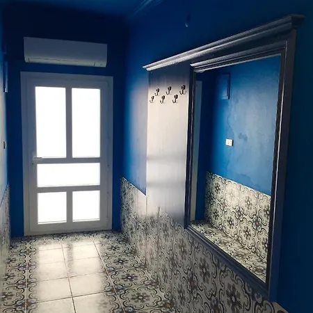 Izmir çeşmede Yazlık Kışlık Daire Daire Çeşme