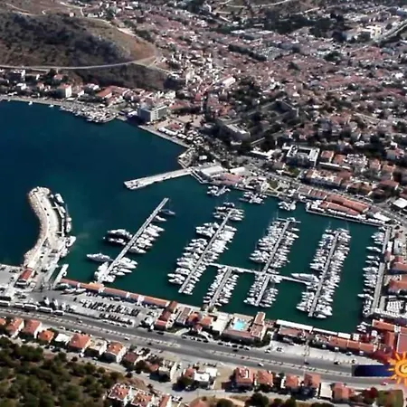 Izmir çeşmede Yazlık Kışlık Daire